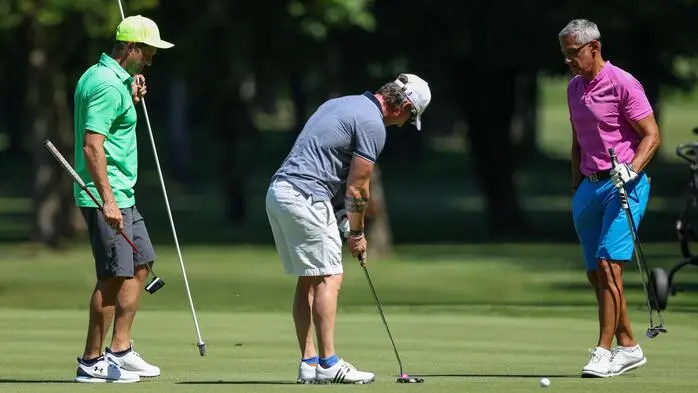 Beim HELP4KIDS-Golfturnier im Golfclub Schloss Frauenthal bewiesen die Teilnehmer auch auf dem Grün viel Einsatz für den guten Zweck