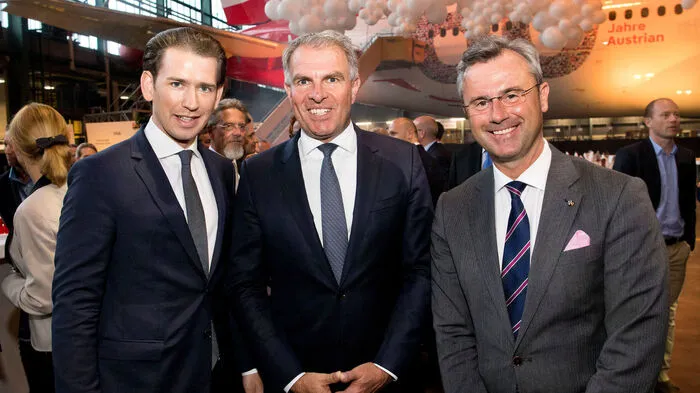 Kanzler Sebastian Kurz, Lufthansa-Boss Carsten Spohr und Infrastrukturminister Norbert Hofer - am 31. März 1958 wurde die „Austrian Airlines Österreichische Luftverkehrs Aktiengesellschaft“ gegründet. Am Dienstagabend feierte die Airline im Technik Hangar am Flughafen Wien-Schwechat ihr 60. Jubiläum im Kreise von Kunden, Mitarbeitern, Geschäftspartnern, der Politik und der eigenen Familie (Lufthansa, SWISS, Eurowings). 