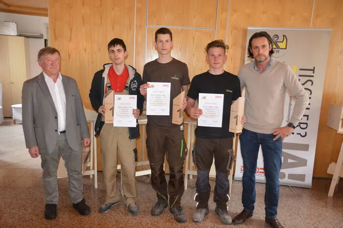 Die Gewinner: Thomas Telsnig (links, 3. Lehrjahr), Stefan Jelen (1. Lehrjahr), Robert Urak (rechts, 2. Lehrjahr)