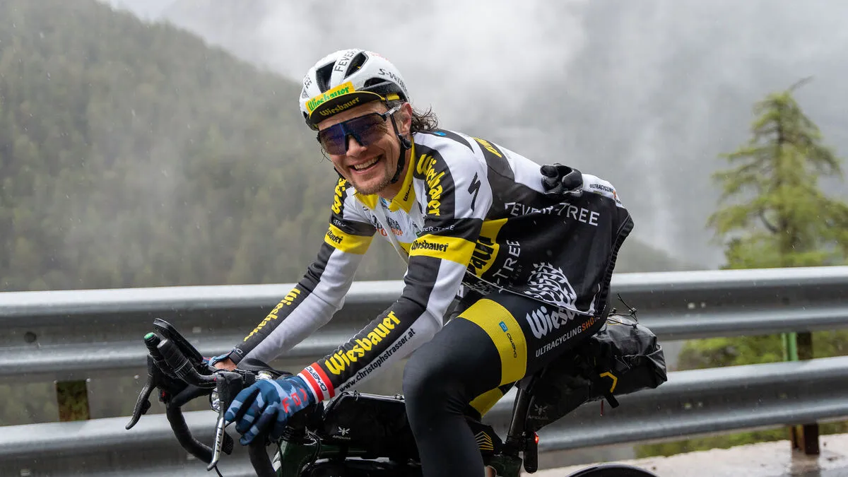 Christoph Strasser: "Radfahren ist grundsätzlich extrem gesund, auch weil es keine Stoßbelastungen für die Gelenke gibt."