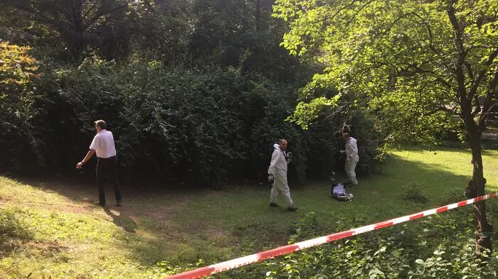 Die Tatortgruppe des Landeskriminalamtes war Mittwochnachmittag im Einsatz beim Grazer Stadtpark