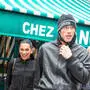Haben ihre Liebe offiziell besiegelt: Dua Lipa und Callum Turner 