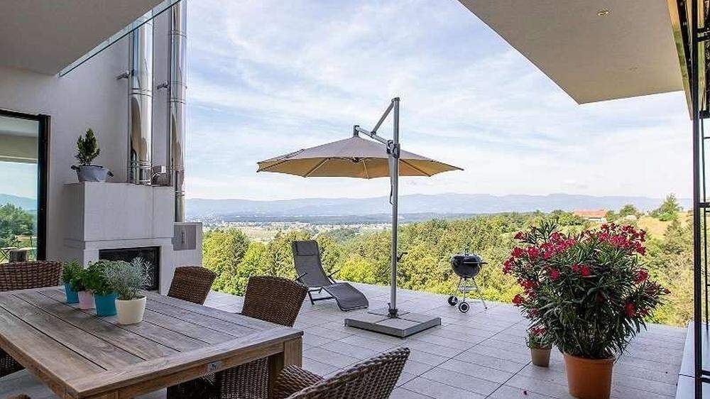 Villa mit Aussicht gefällig? Diese Immobilie in Pistorf ist um 997.000 Euro inseriert 