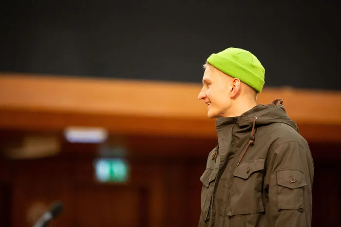 Dabei entstehen kuriose Ideen wie beispielsweise eine Therme oder ein Indoor-Skaterpark, die anhand einer Powerpoint-Präsentation erläutert werden.