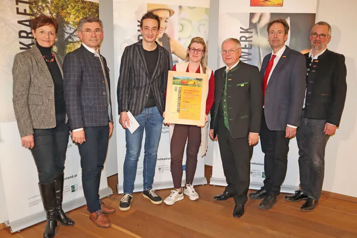 Melanie Böhme und Dominik Fitz dürfen sich über den Hauptpreis freuen