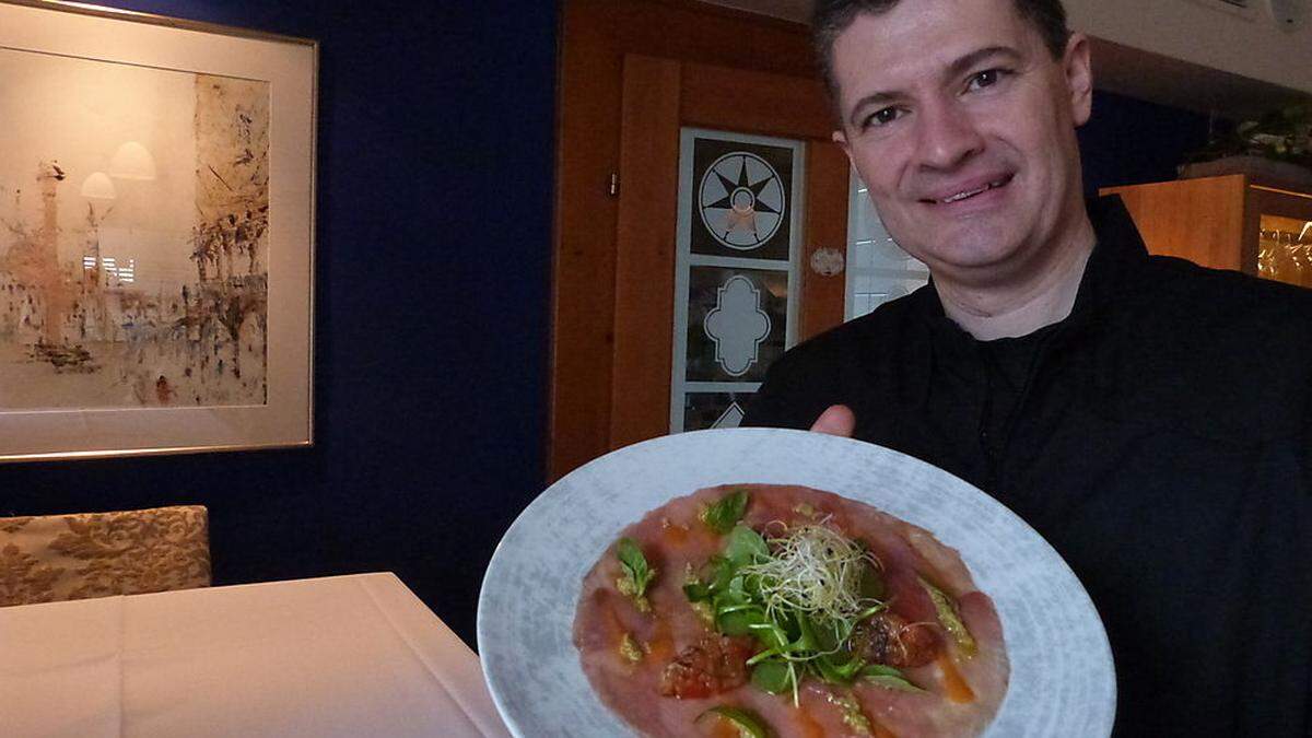 Carpaccio vom Gelbflossenthunfisch mit kaltem Ratatouille und Oliven-Tapenade zum Auftakt: Alexander Stöhr 