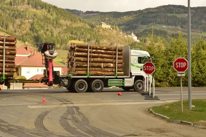 Am 18. März war Spatenstich für den weiteren Ausbau der S 36, der im April 2013 mit dem Bau der Unterflurtrasse durch St. Georgen ob Judenburg startete.