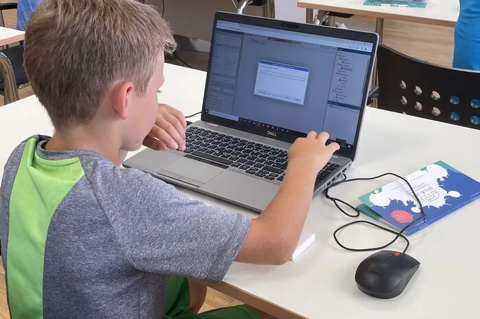 Den halben Tag sitzen die Kinder vor dem Bildschirm, die andere Hälfte sind sie beim Sport