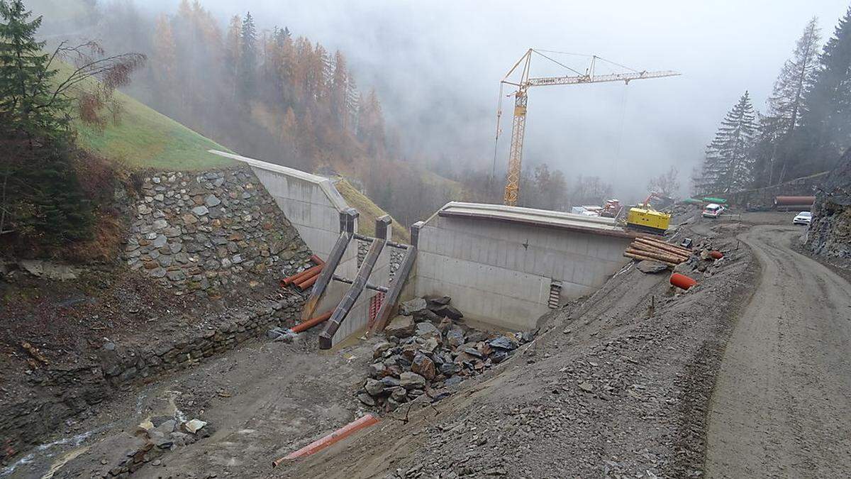 Ein Teil der GAF-Mittel fließt in Wildbach- und Lawinenverbauung. Im Bild: eine Geschiebedosiersperre in Hopfgarten im Defereggental