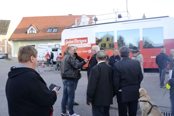 Tagesthemen waren der Kürbis und der Weltraum. Als Studiogast sprach der Wissenschafter des Jahres 2014, Wolfgang Baumjohann vom Grazer Institut für Weltraumforschung...