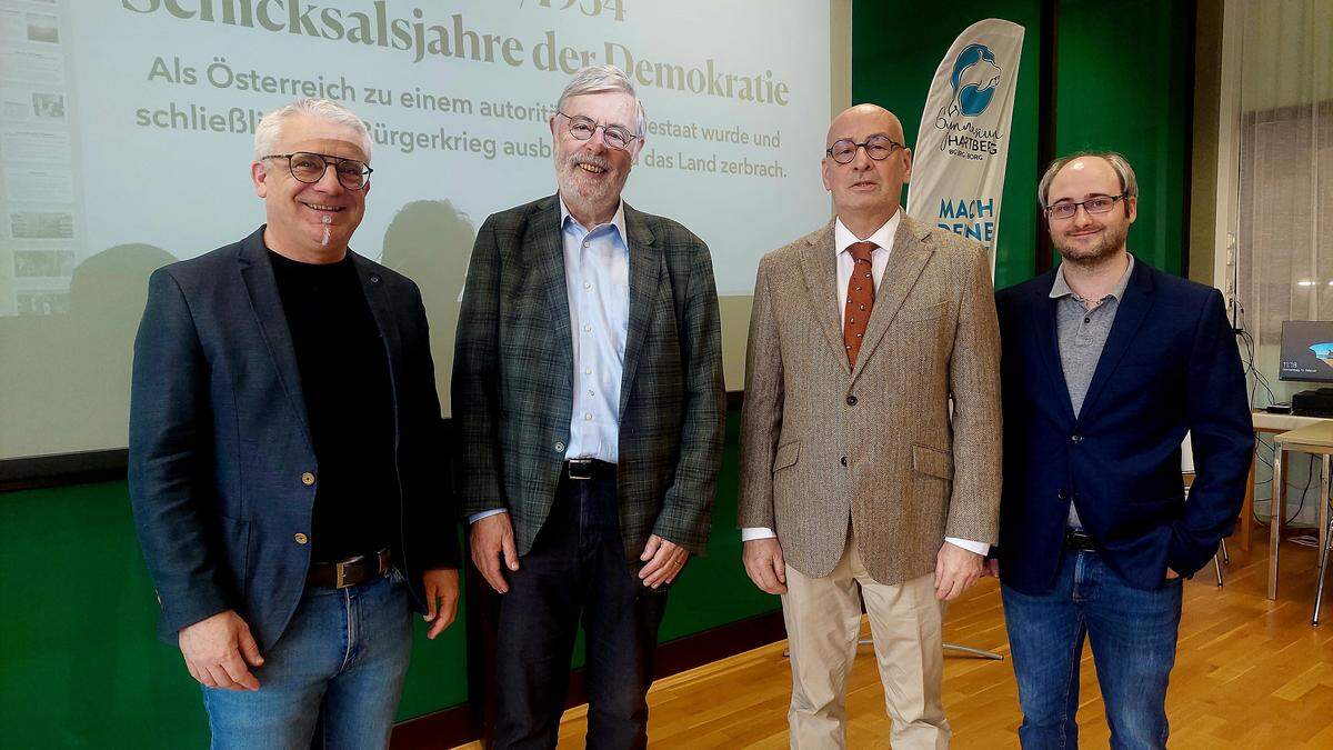 Direktor Reinhard Pöllabauer, Historiker Helmut Konrad, Journalist Christian Weniger und Geschichte-Professor Alexander Prucker