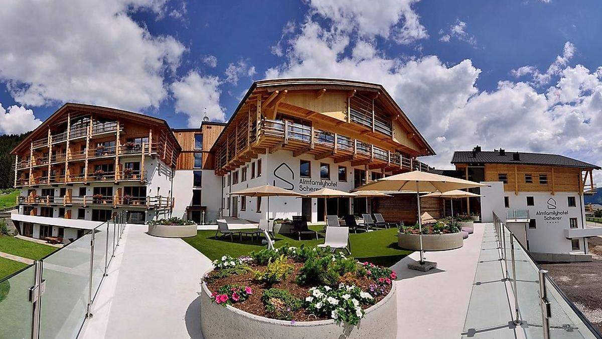 Das Almfamilyhotel Scherer in Obertilliach wird erweitert und löst im Ort Investitionen aus 