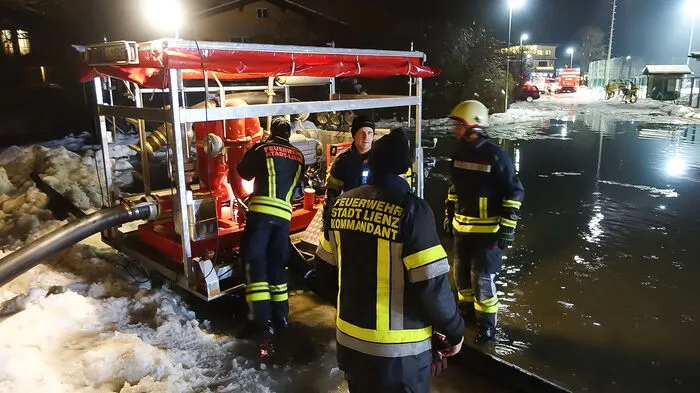 Die Feuerwehren wurden zu etlichen Einsätzen gerufen