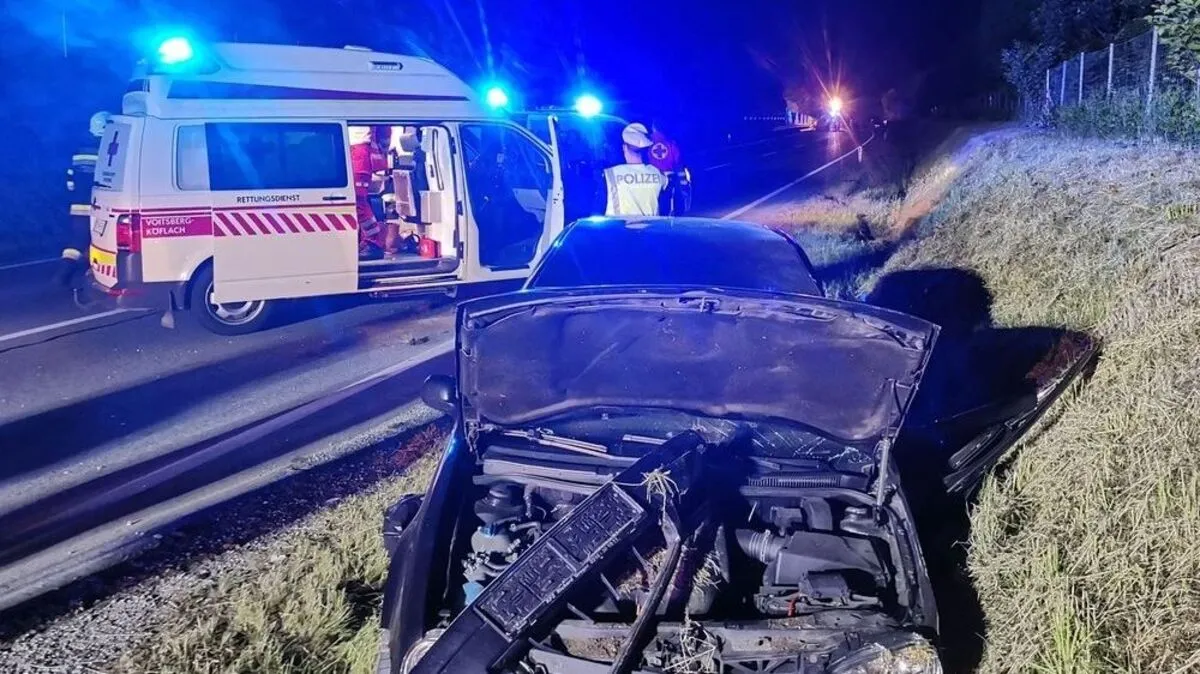Zwei Verletzte gab es bei dem Unfall an der Umfahrung der B70 Freitagabend