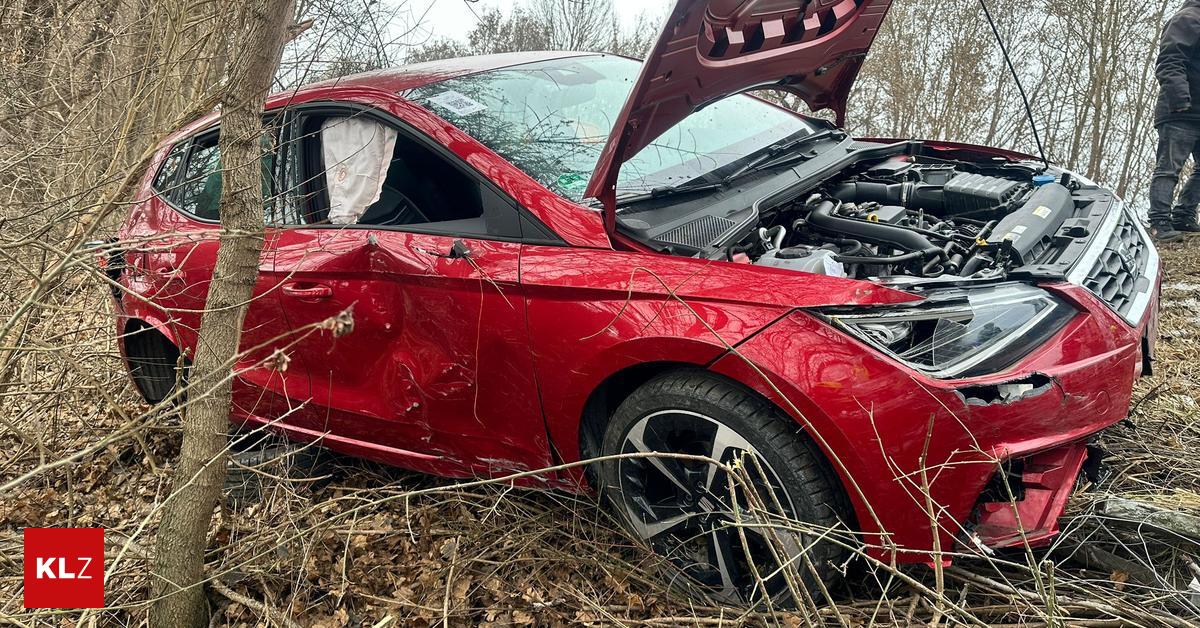 Mooskirchen-Hinterrad-blockierte-Fahrzeug-schlitterte-in-die-B-schung