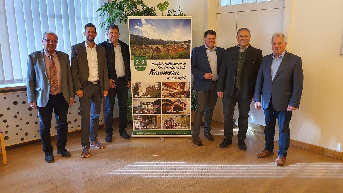 Das letzte Bürgermeister-Netzwerktreffen fand in Kammern statt: Karl Dobnigg (Kammern), Marc Landl (Wald am Schoberpass), Mario Angerer (Kalwang), Erich Ofner (Kraubath), Ronald Schlager (St. Stefan) und Karl Fadinger (St. Michael)