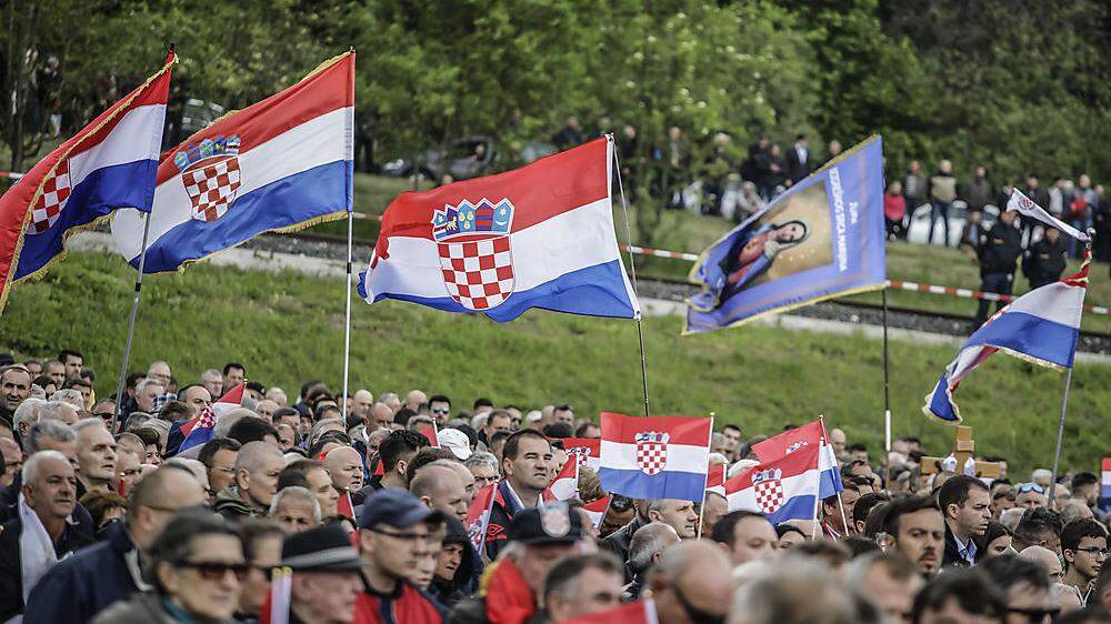 Tausende Teilnehmer, vor allem aus Kroatien, kamen - vor Corona - zu dem Treffen nach Kärnten