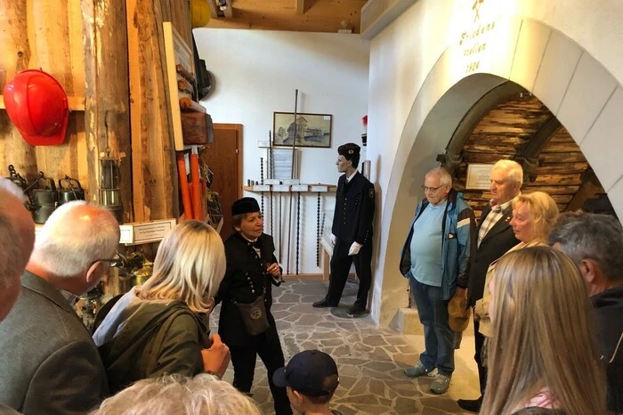Im Rahmen einer Power-Point-Präsentation (erstellt von Otto und Gabriele Köhlmeier) wurde die Geschichte des Bergbaues in Ratten und St. Kathrein am Hauenstein erzählt.  