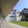Drei Männer teilen sich die Anklagebank im Bezirksgericht Weiz; ihnen wird Körperverletzung vorgeworfen