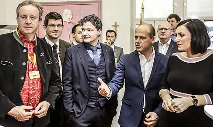 Ferdinand Hueter, Spitzenkandidat der ÖVP, im Wahlkreis West