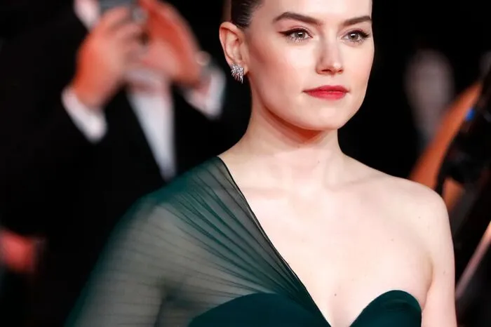 Daisey Ridley