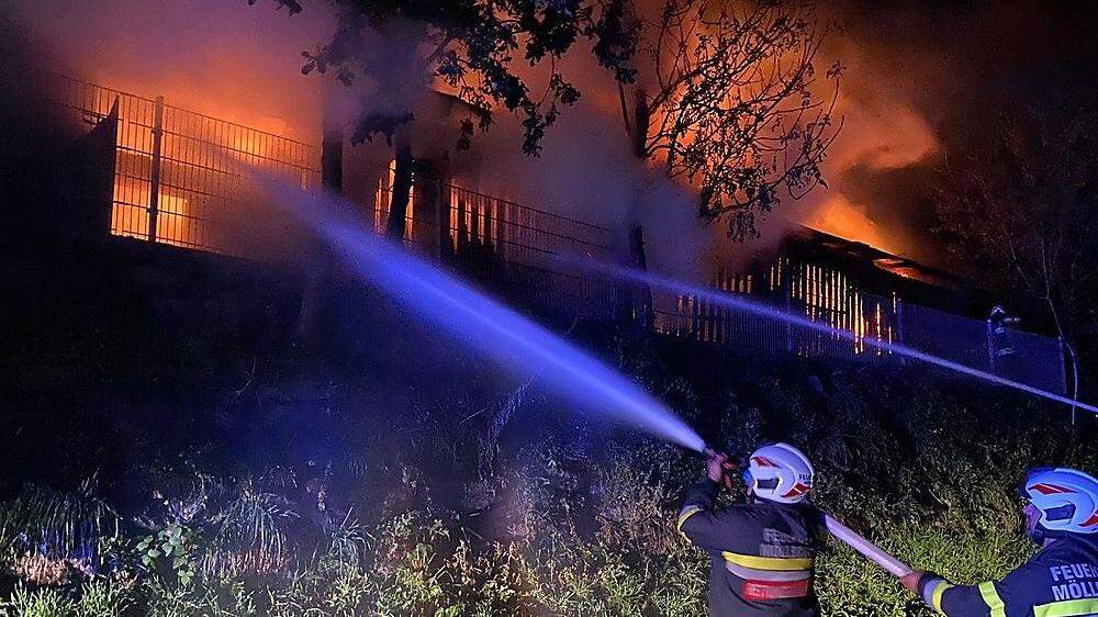 Mehrere Freiwillige Feuerwehren brachten den Brand rasch unter Kontrolle
