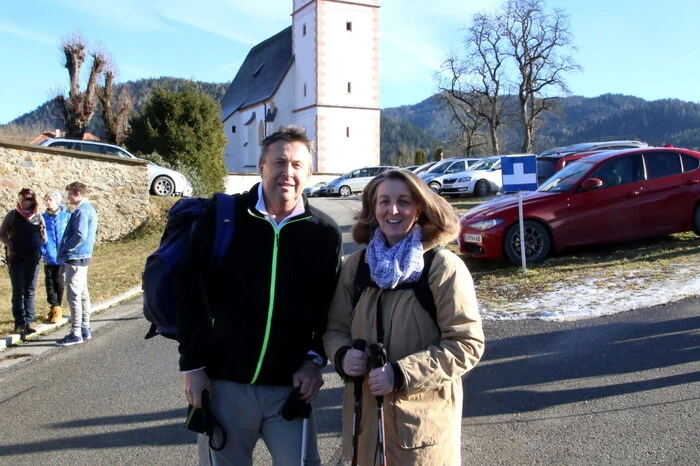 Übrigens: Auch Cheforganisator Bürgermeister Konrad Seunig und Gattin Ulli ließen es sich nicht nehmen, den fünf Kilometer langen Marsch auf 1059 Meter Seehöhe in Angriff zu nehmen. 