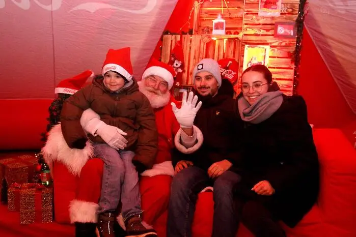 Der Coca-Cola-Weihnachtsmann stand natürlich auch für ein Foto bereit.