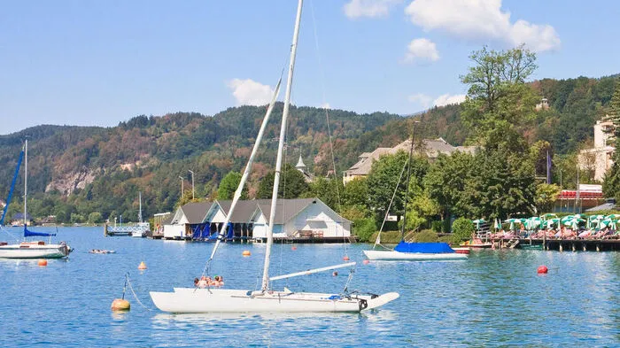 Eine Boje am Wörthersee ist begehrt und hat ihren Preis