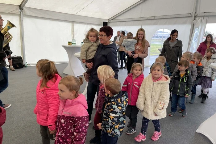 Die Ehrengäste waren an diesem Tag die Kinder.