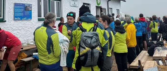 Viele Gäste fanden sich zur Feier bei der Leobner Hütte ein