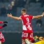 GRAZ,AUSTRIA,09.NOV.24 - SOCCER - ADMIRAL Bundesliga, Grazer AK 1902 vs WSG Tirol. Image shows the rejoicing of Tio Cipot and Daniel Maderner (GAK). Keywords: goal.
Photo: GEPA pictures/ Avni Retkoceri | Maderner bejubelt sein Führungstor gegen Wattens 