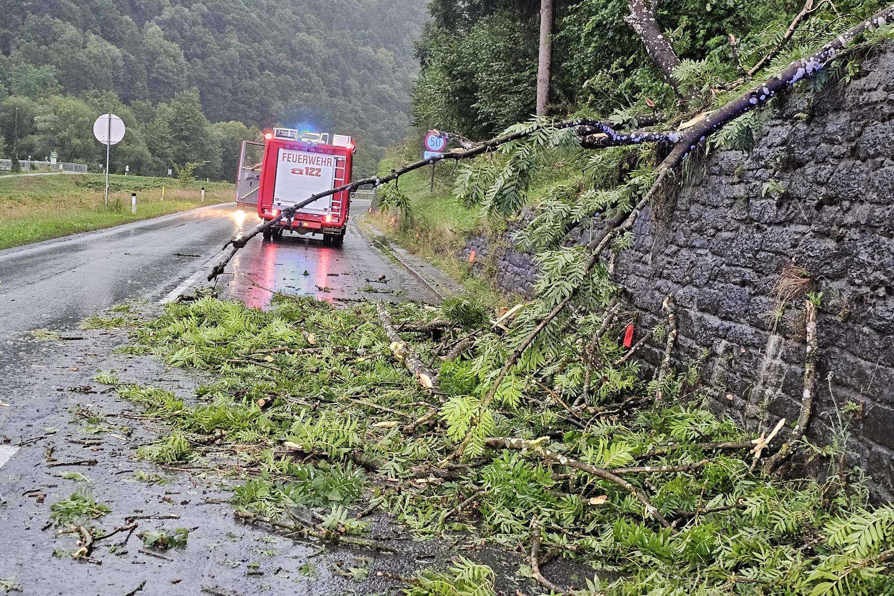 Warnstufe Rot: Unwetterwarnung am Freitag für weite Teile Kärntens