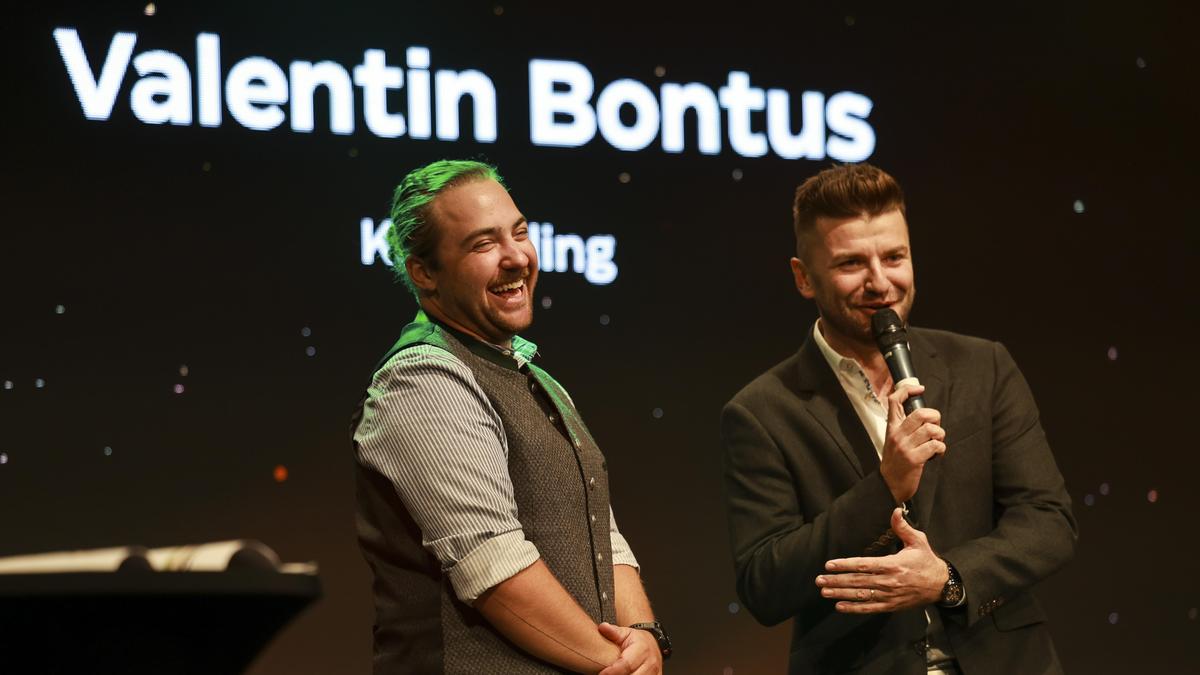 Olympionike Valentin Bontus mit Moderator Thomas Seidl