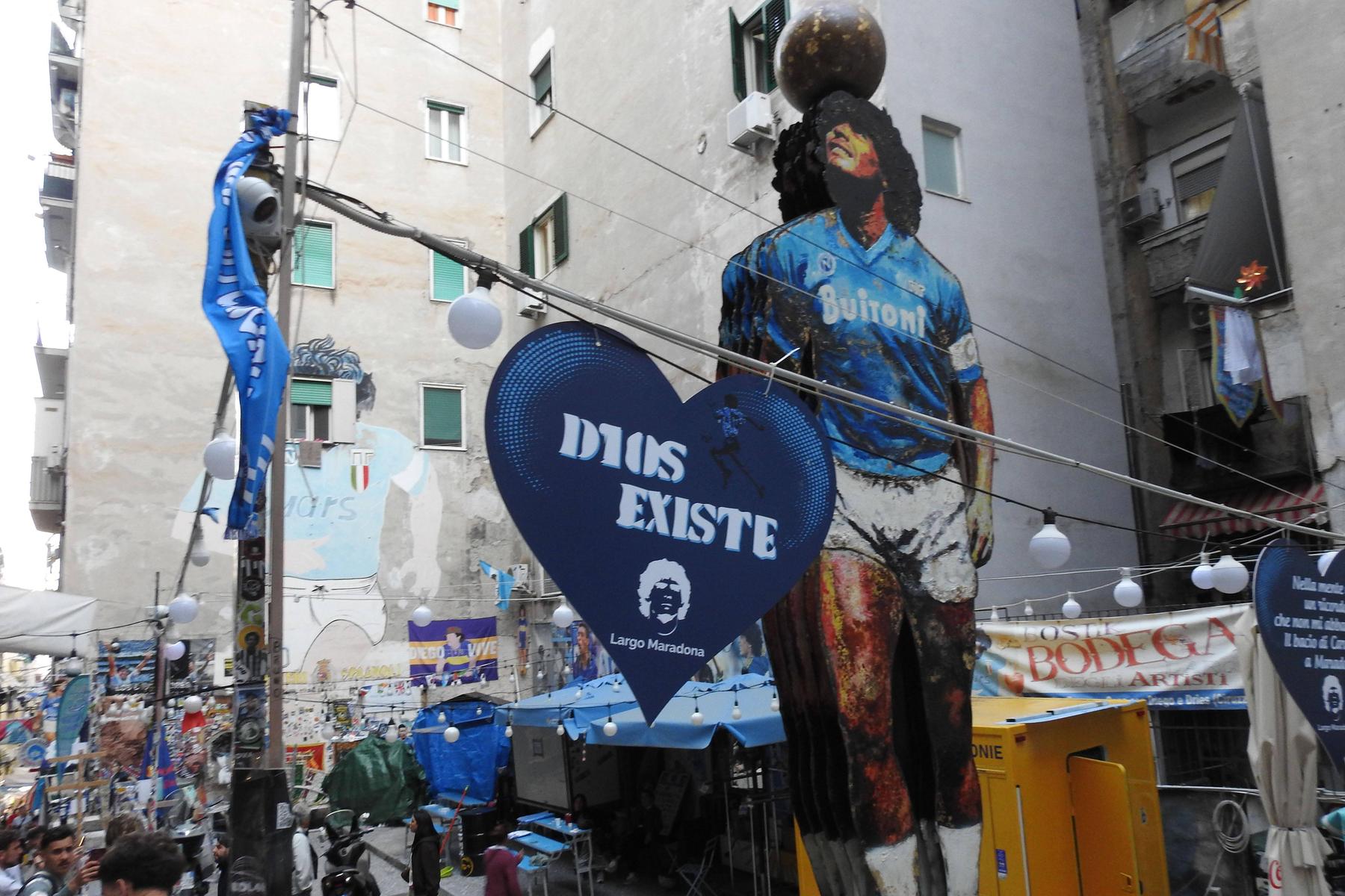 Verhüllt! Streit um Maradonas Wandbild in Neapel entbrannt