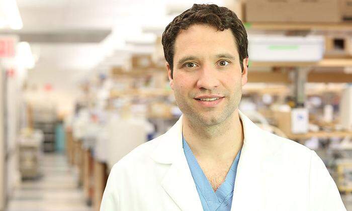 Harald Ott lehrt Chirurgie an der Harvard Medical School und arbeitet als Thorax-Chirurg im Massachusetts General Hospital in Boston 