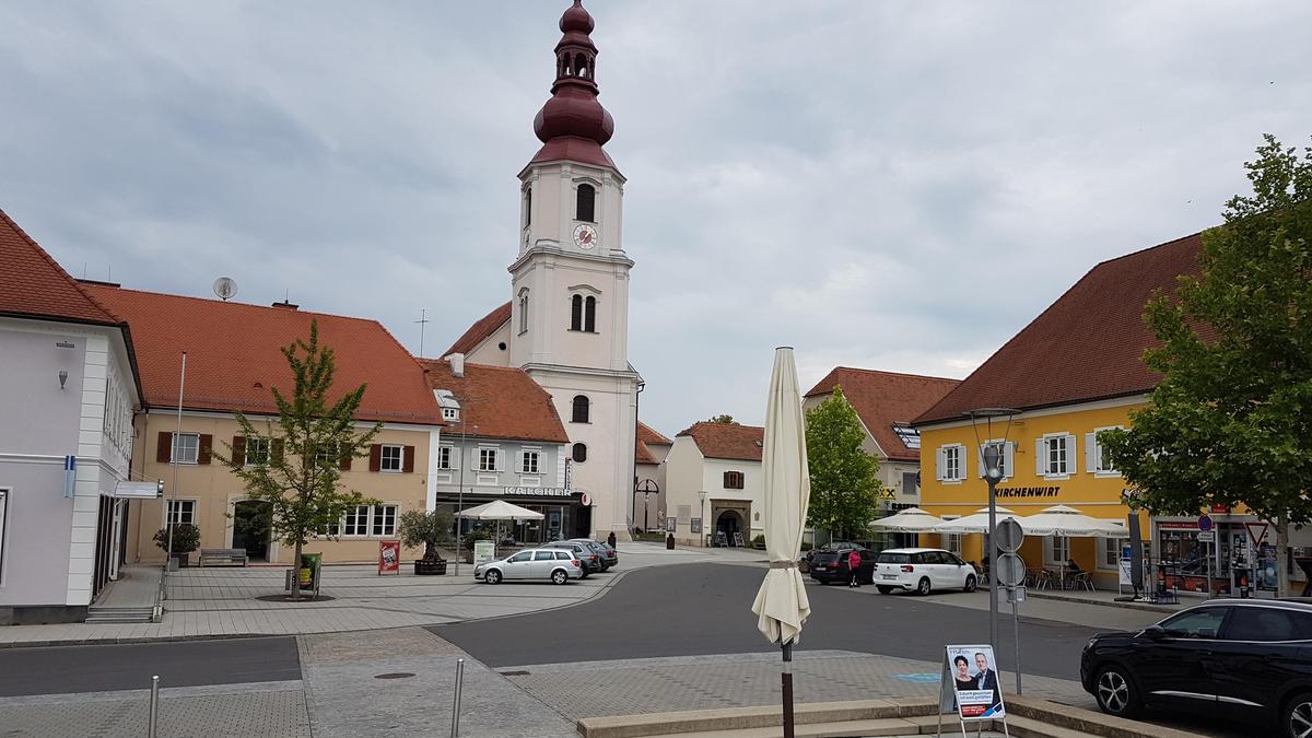 Tatort war der Hauptplatz von Fehring