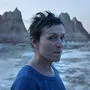 Die zweifache Oscar-Preisträgerin Frances McDormand hat „Nomadland“ produziert und spielt die nomadische Hauptfigur Fern