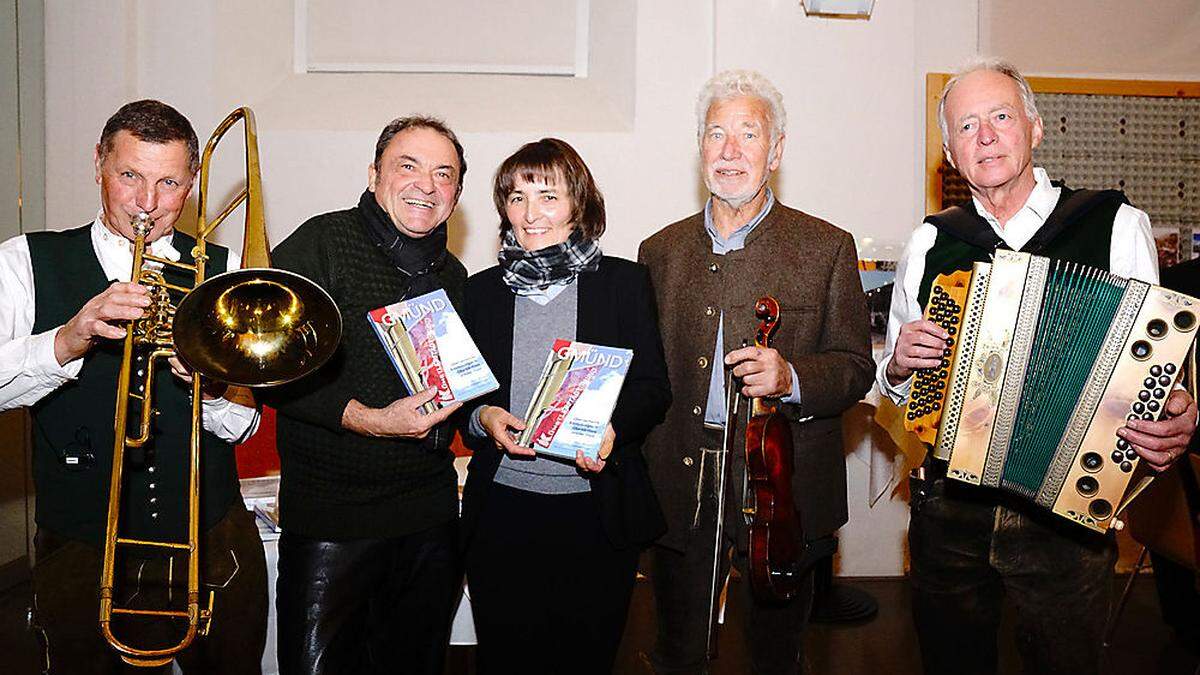 Gestalter der Buchpräsentation: Heinz Oberlerchner, Reinhard Kager, Ulrike Mengeú, Harald Meissnitzer, Günther Tragatschnig