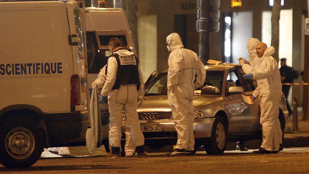 Akribische Spurensuche nach der tödlichen Attacke auf einen Polizisten in Paris