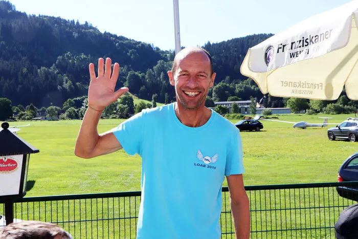 Wolfgang Janowitsch vom Verein FRA-Wr. Neustadt (NÖ) wurde Weltmeister im Jahre 2018, 2003 und Europameister im Jahre 2017, 2005, 2004 in der 18m-Klasse.