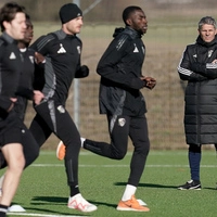 Didi Kühbauer bat seine Elf bereits in die Lavanttal-Arena