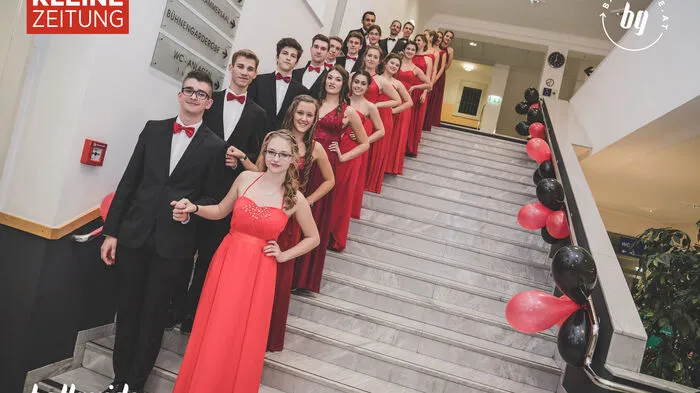 Am Freitag dem 17. November feierten die Maturanten des BG Rein in den Kammersälen unter dem Motto Rotstiftmilieu - Die letzte Korrektur einern wunderbaren Maturaball. Hier gibt's die schönsten Bilder.