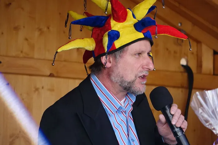 Auf die musikalische Begleitung durch die beiden Musikkapellen in Eisenerz, die Stadtmusikkapelle und die Bergmusik, wurde verzichtet, und so sorgte DJ Erich Niederhofer für Stimmung aus der Konserve.
