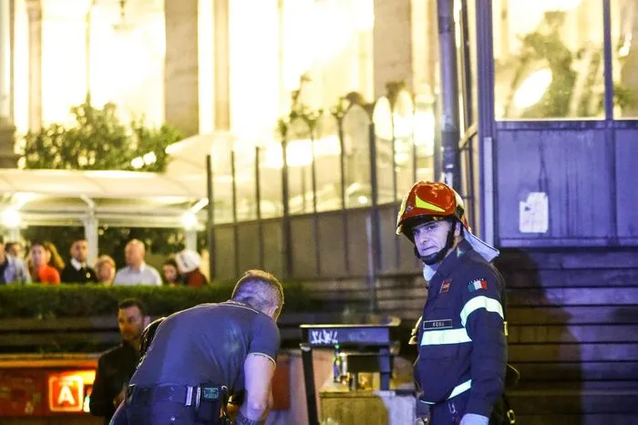 Bürgermeisterin Virginia Raggi machte die ZSKA-Fans für das Unglück verantwortlich. Diese seien beobachtet worden, wie sie auf der Rolltreppe herumhüpften und tanzten, bevor diese einstürzte.