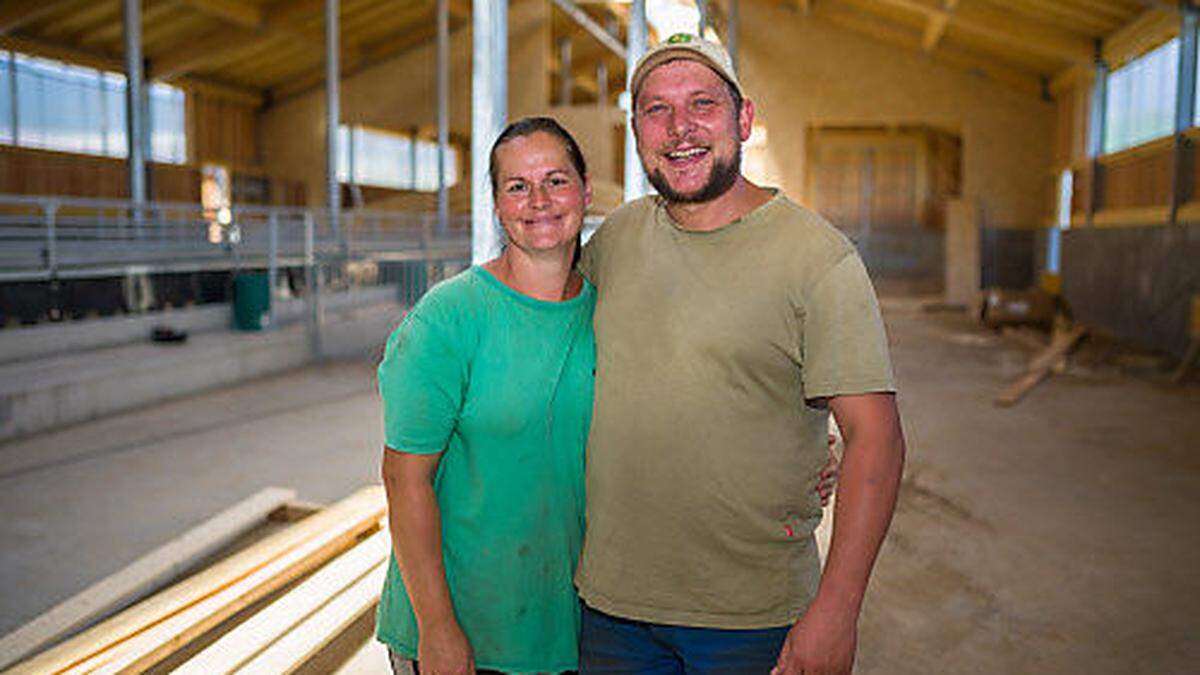 Kathrin und Josef Oschounig wurden beim Wiederaufbau von vielen Helfern unterstützt  