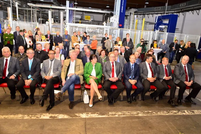 Zum Festakt kamen zahlreiche Ehrengäste in die Brauerei