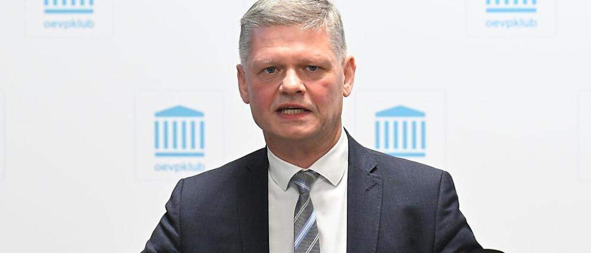 Andreas Hanger | Andreas Hanger (ÖVP) am Donnerstag, 11. Jänner 2024, anl. der Konstituierenden Sitzung des COFAG-U-Ausschusses im Parlament in Wien.