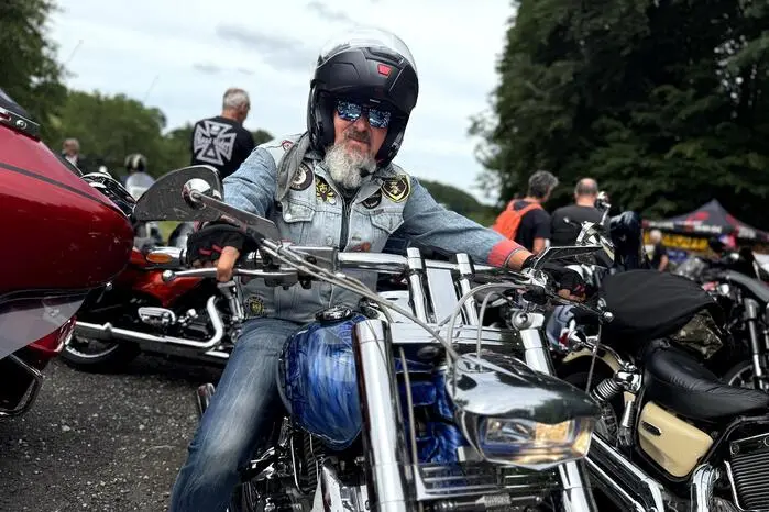 Kurze Zeit nach der Vereinsgründung im Jahr 2006 veranstaltete der Motorradverein Stonebreaker Stein sein erstes Motorradtreffen.