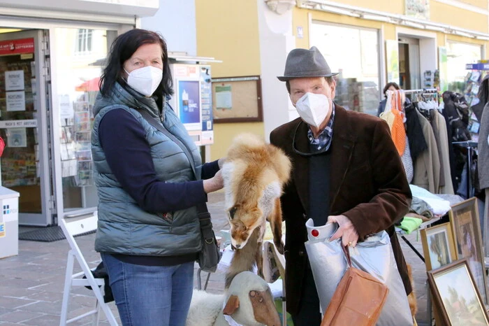 Flohmarktfreunde kamen am Samstagvormittag in der Herzogstadt voll auf ihre Kosten.